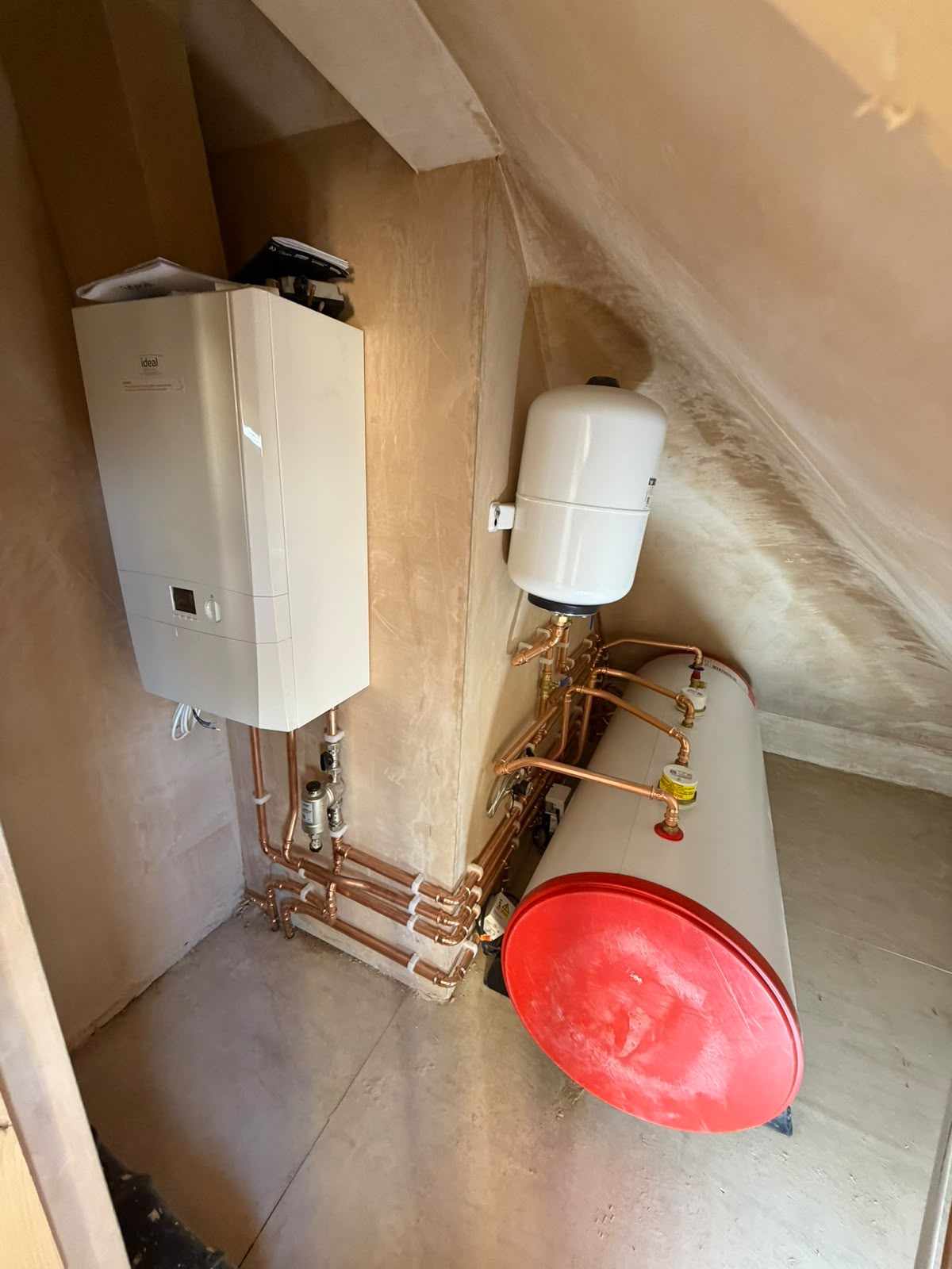 Ideal boiler and hot water cylinder installation